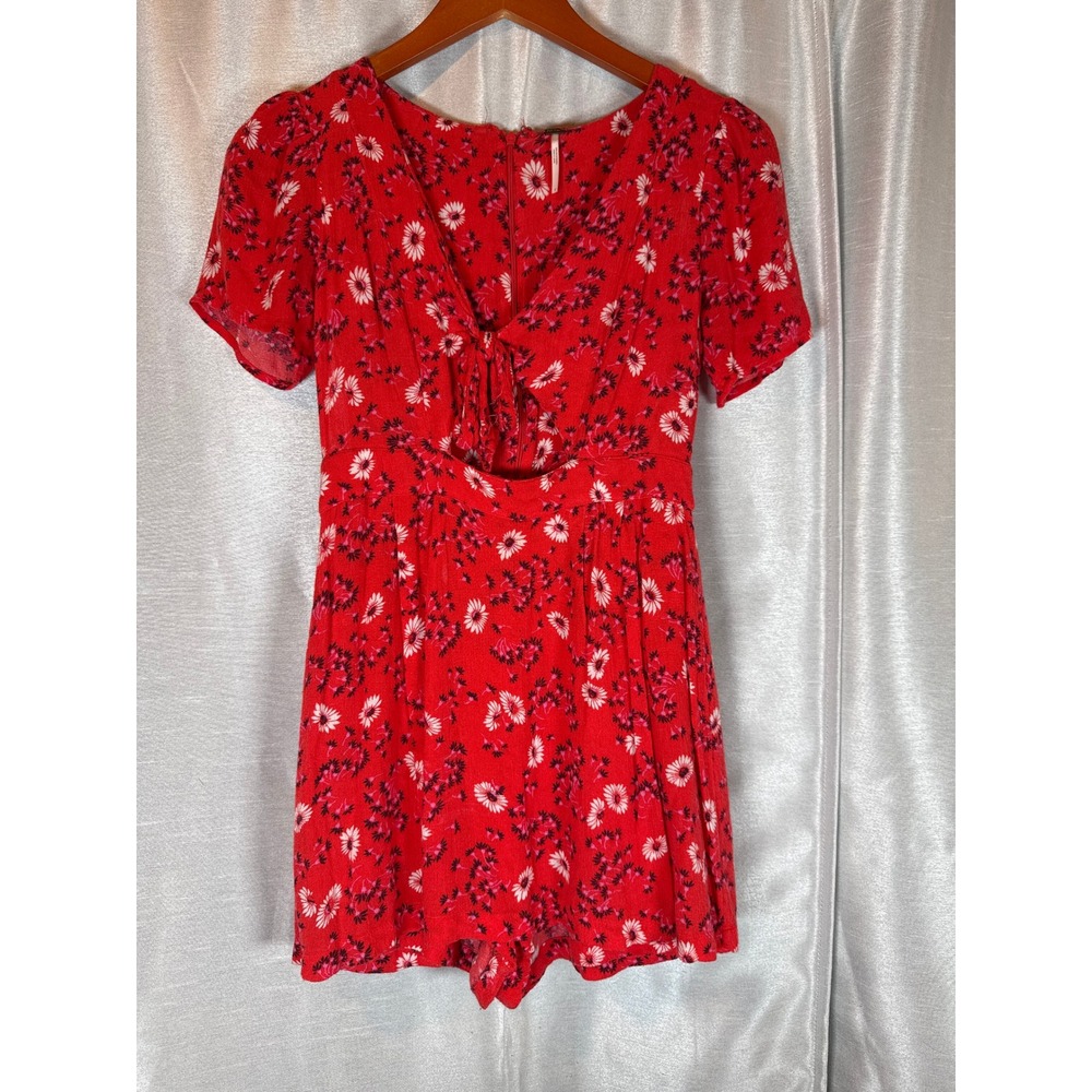 Free People Romper Size 2 orange‎ Floral Print Short Sleeve Tie Front